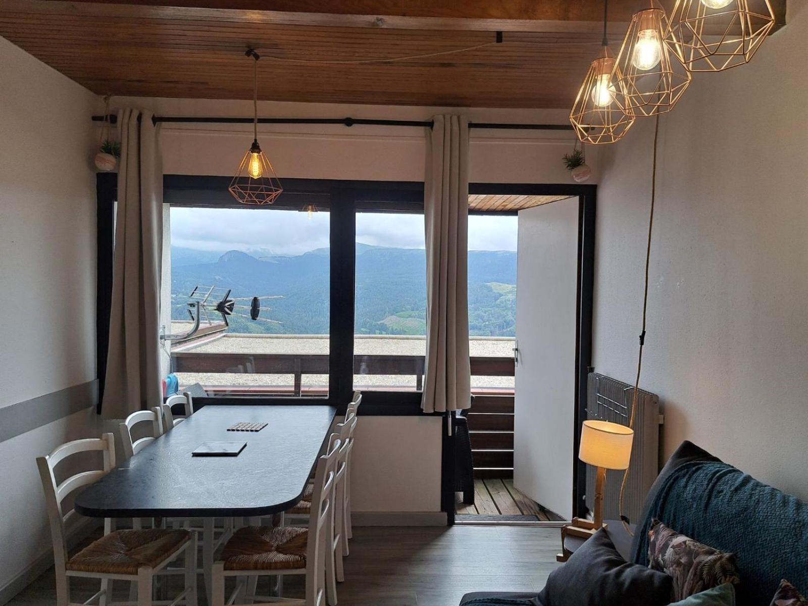 Appartement Duplex Avec Vue Sur Le Sancy Et Garage Couvert Murat-le-Quaire Exteriör bild